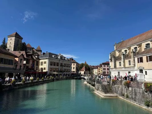 Old Town of Annecy – Thiou Canal