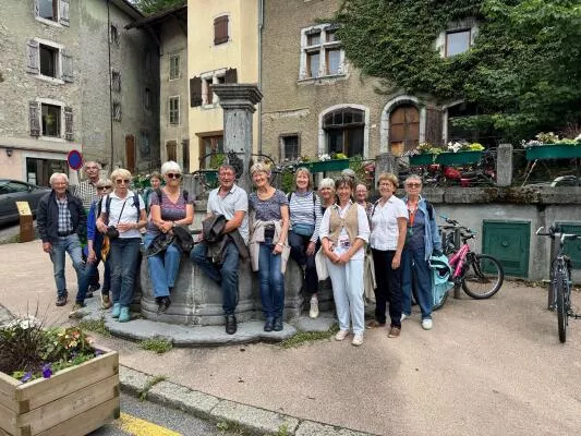 Old town guided visit of Taninges