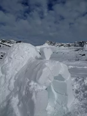Construction d'igloos Poudre d'Escampette
