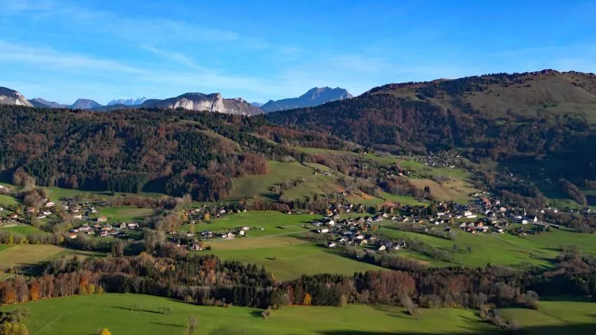 Villages and green mountains